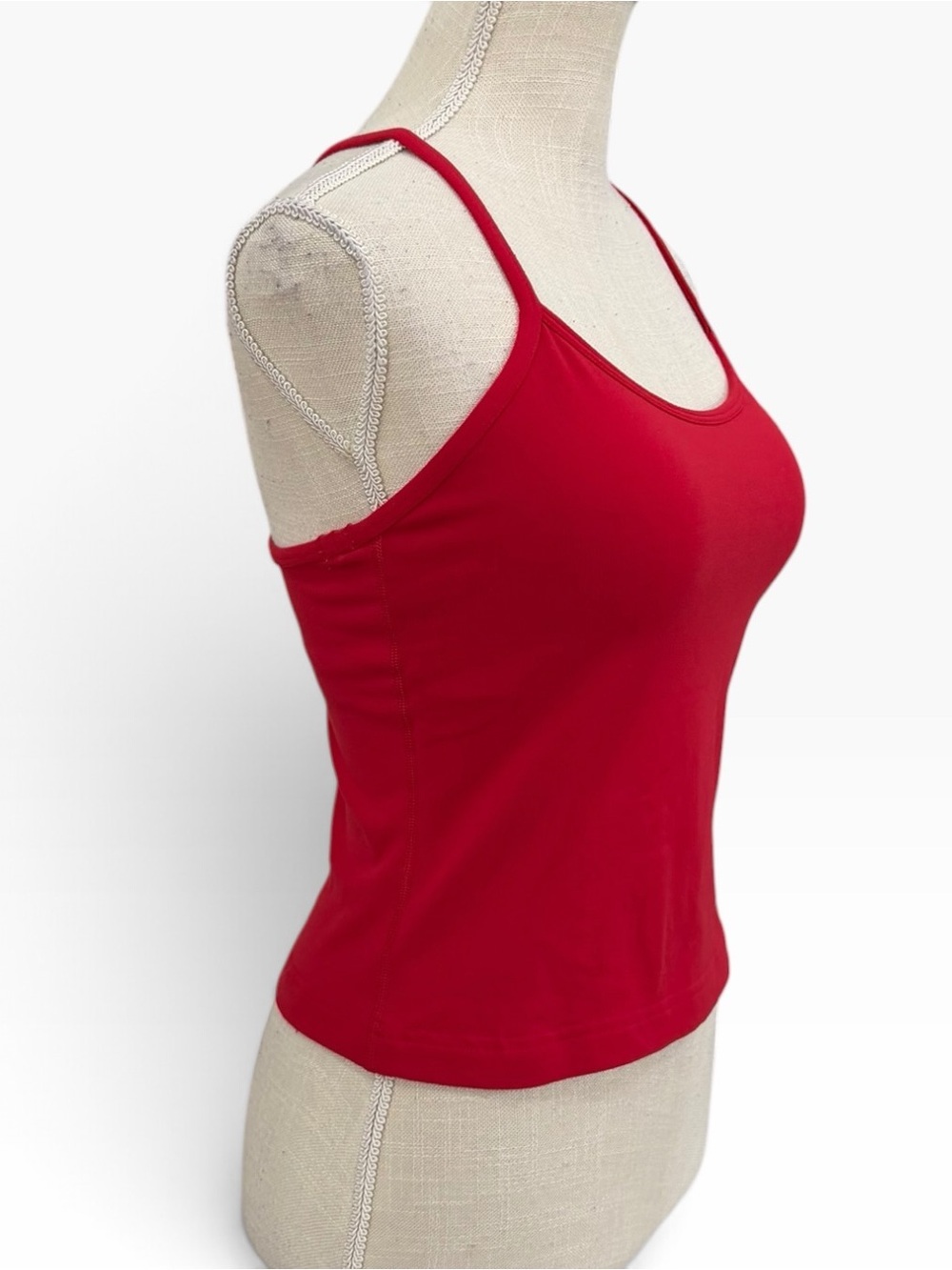 ✅SOLD✅Lululemon Deep Red Power Y Tank Top Luon Built-In Shelf Bra Size 6 - Picture 4 of 11